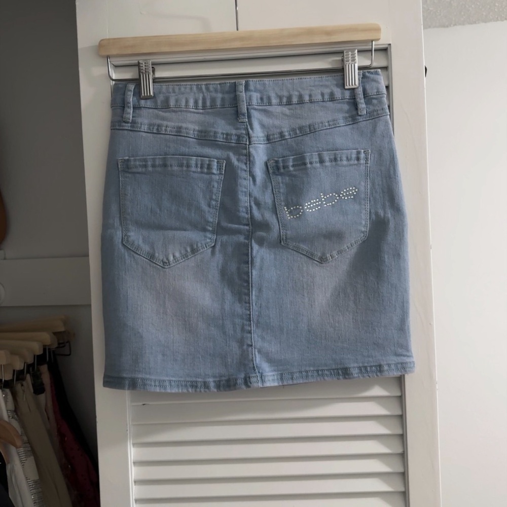 Bebe Crystal Logo Denim Mini Skirt – Size 2B - Picture 2 of 2